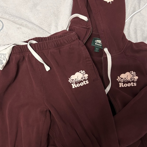 maroon roots sweatsuit - Picture 1 of 1
